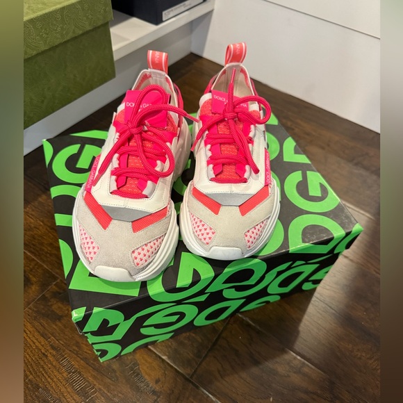 Dolce and Gabbana sneakers - Picture 1 of 5